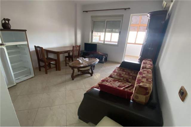 Tirane, jap me qera apartament 1+1+BLK Kati 1, 85 m² 350 Euro (dritan hoxha)