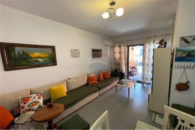 Tirane, shes apartament duplex 1+1+BLK Kati 3, 60 m² 76.000 Euro (eleonora)