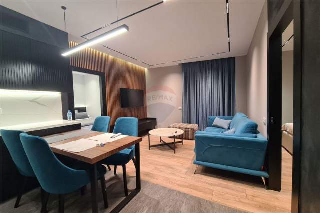 Tirane, jepet me qera apartament 2+1+BLK Kati 4, 85 m² 1.000 Euro (Rruga e Brrikadave)
