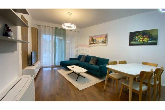 Tirane, jepet me qera apartament 1+1+A Kati 3, 67 m² 600 Euro