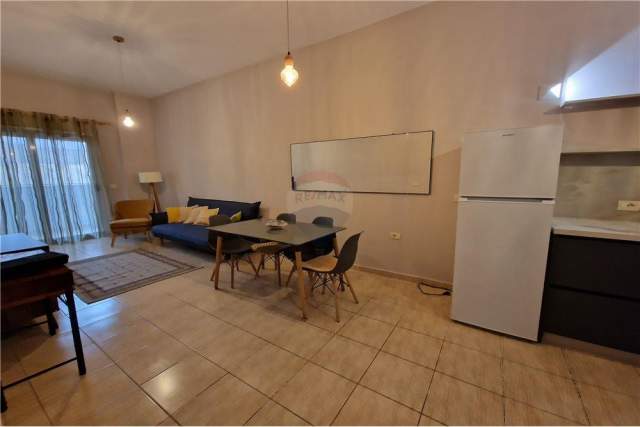 Lungomare, jepet me qera apartament 1+1+BLK Kati 0, 67 m² 330 Euro (Rr.Uje Ftohte)