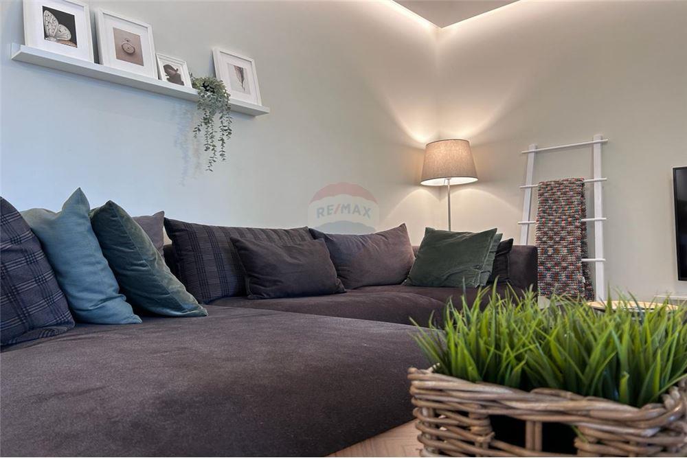 Shitet Apartament 2+1 tek San Pietro Resort, Gjiri i Lalzit