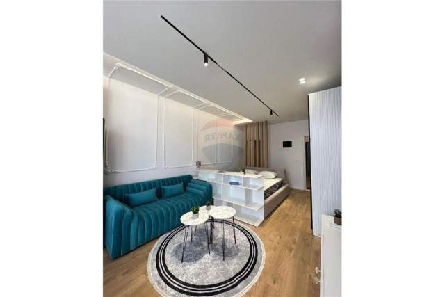 Tirane, shitet garsonier 1+1 Kati 2, 34 m² 75.000 Euro (Komuna Parisit)