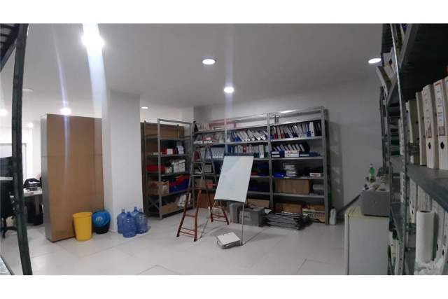 Tirane, jepet me qera ambjent biznesi Kati 0, 75 m² 550 Euro (kopshti zoologjik)