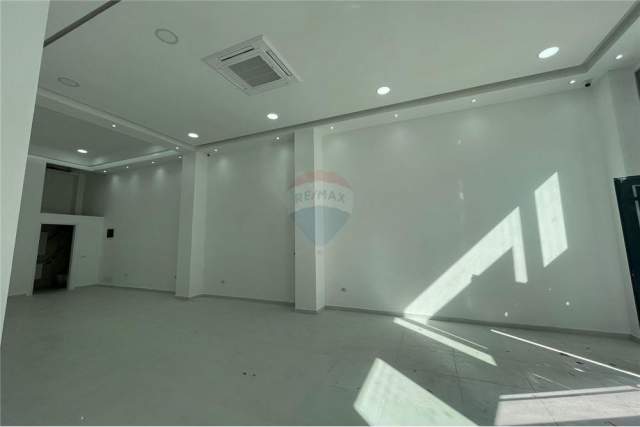 Tirane, jepet me qera ambjent biznesi Kati 0, 73 m² 1.500 Euro (Hoxha Tahsin)