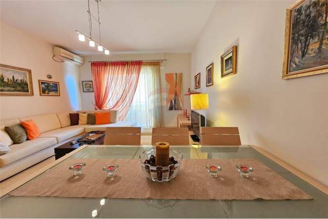 Tirane, jepet me qera apartament 2+1+A+BLK Kati 4, 113 m² 700 Euro (Pazari i Ri)