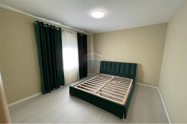 Tirane, shitet apartament 2+1+A+BLK Kati 2, 99 m² 125.000 Euro (porcelani - oxhaku)