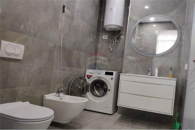 Tirane, jepet me qera apartament 2+1+A+BLK Kati 3, 150 m² 600 Euro (Rr. Jordan Misja)