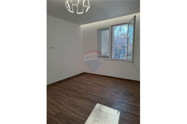 Tirane, shitet apartament 2+1+A 60 m² 105.000 Euro (Rr. Muhamet Gjollesha)