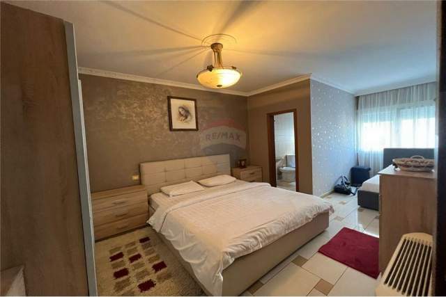 Tirane, jepet me qera apartament 1+1+A Kati 2, 70 m² 500 Euro (qender)