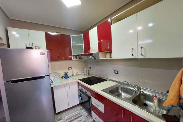 Tirane, shitet apartament 2+1+A+BLK Kati 3, 83 m² 85.000 Euro (Ali Demi)