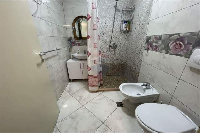 Tirane, jepet me qera apartament 2+1+A+BLK Kati 6, 92 m² 500 Euro (21 Dhjetori)