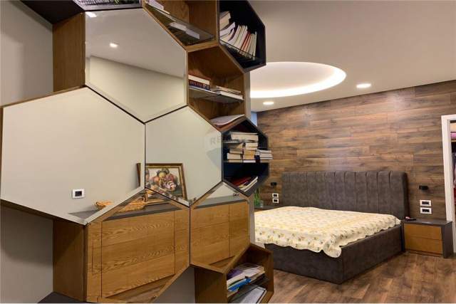 Tirane, jepet me qera apartament 4+1+A+BLK Kati 0, 210 m² 2.000 Euro (Shyqyri Brari)