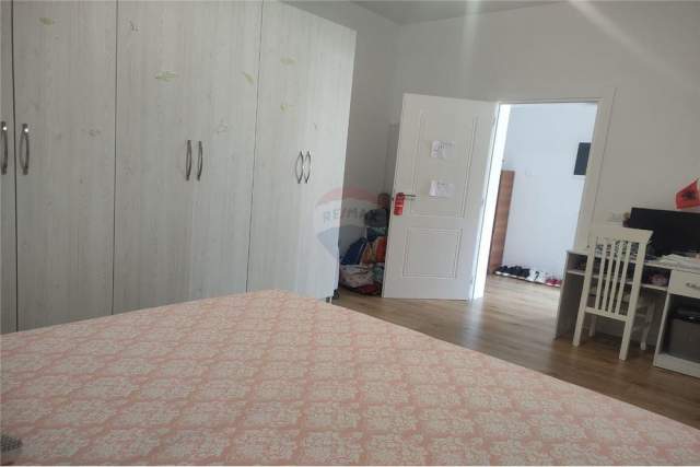 Tirane, jepet me qera Vile 4+1+A+BLK Kati 0, 163 m² 900 Euro (Lunder)