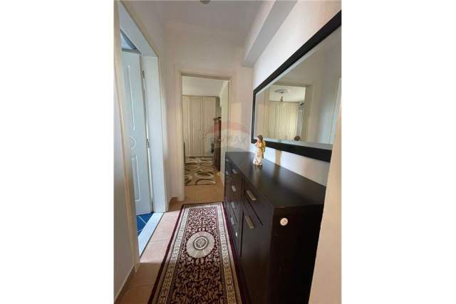 Tirane, jepet me qera apartament 1+1+A Kati 2, 80 m² 500 Euro (Rr. Faik Konica)