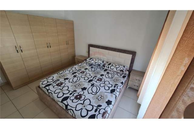 Tirane, jepet me qera apartament 1+1+A Kati 9, 60 m² 420 Euro (sokol olldashi)