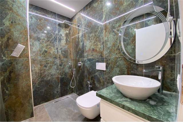 Tirane, jepet me qera apartament 1+1+A Kati 3, 78 m² 700 Euro (Rr. Siri Kodra)