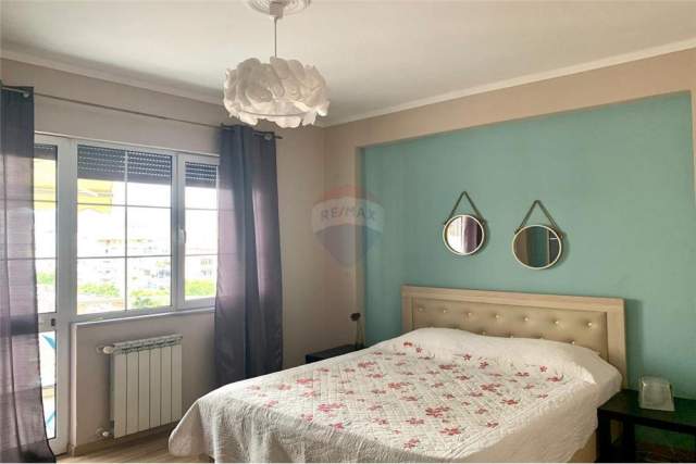 Tirane, jepet me qera apartament duplex 3+1+A+BLK Kati 8, 250 m² 1.400 Euro (Pjeter Bogdani)