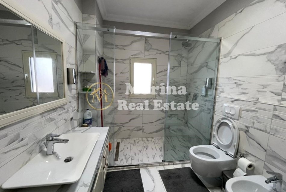 Tirane, shitet apartament 3+1 Kati 2, 140 m² 228.000 € (Murgas/Rruga Dajt)