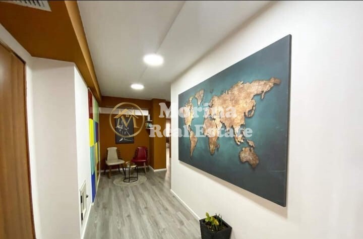 Shqiperi, shitet dyqan Kati 2, 200 m² 1.000.000 € (Rruga Sami Frasheri/Shkolles Petro Nini)