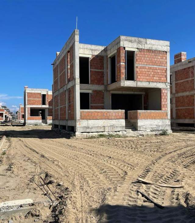 Gjiri Lalezit, shitet Vile 530 m² 650.000 Euro (Gjiri Lalzit, Turquoise Marina)