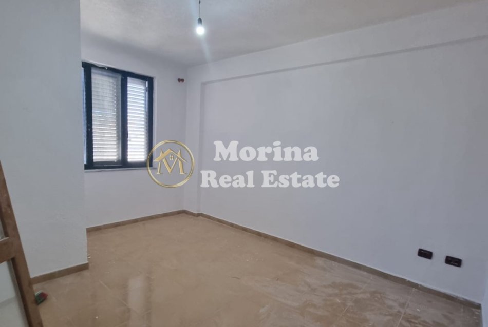Durres, shitet apartament 4+1 Kati 7, 257 m² 600.000 € (Qender/Durres)