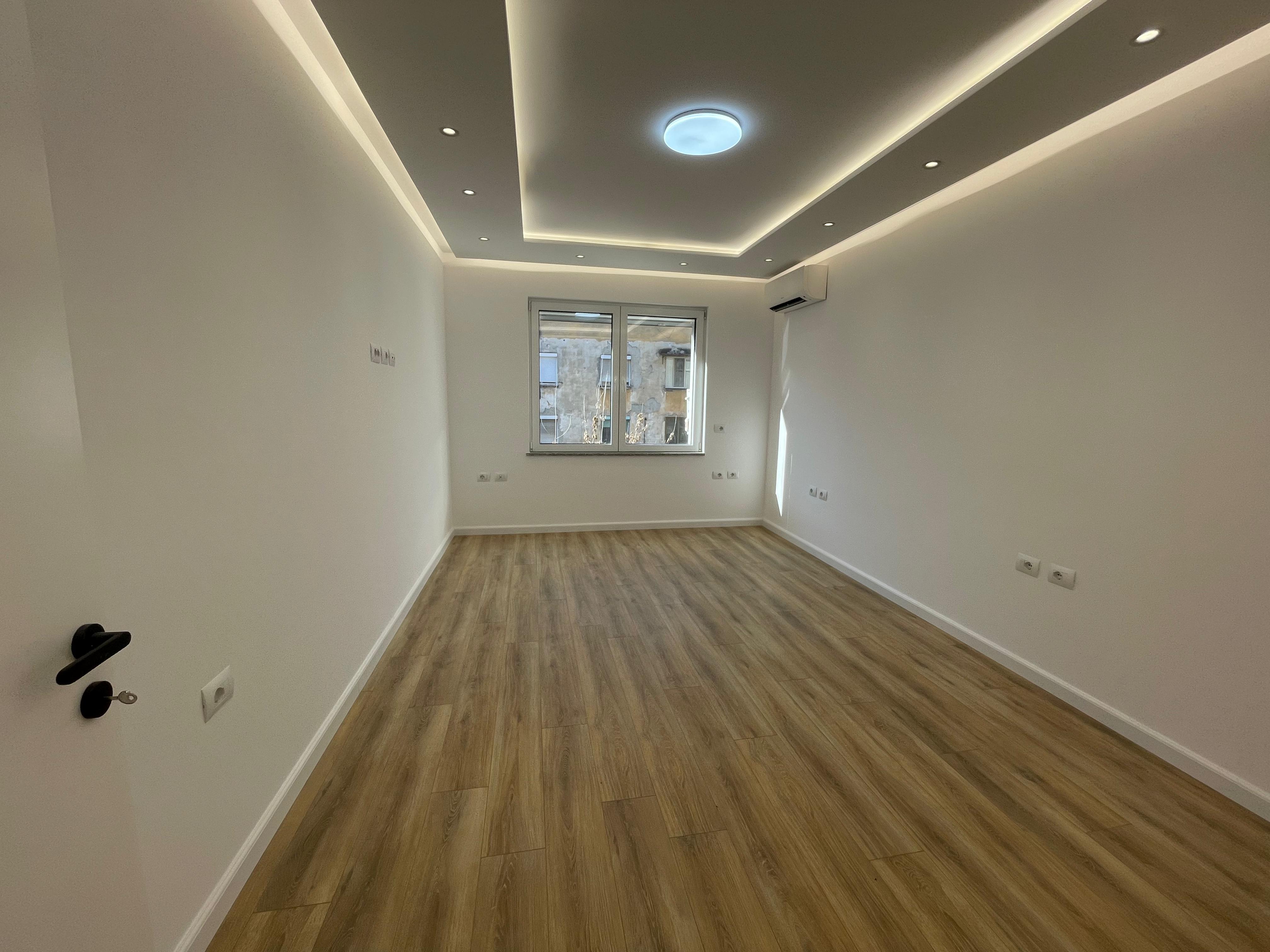 Qera, Apartament 3+1, Rruga Mine Peza, Tiranë - 1300€ | 104 m²