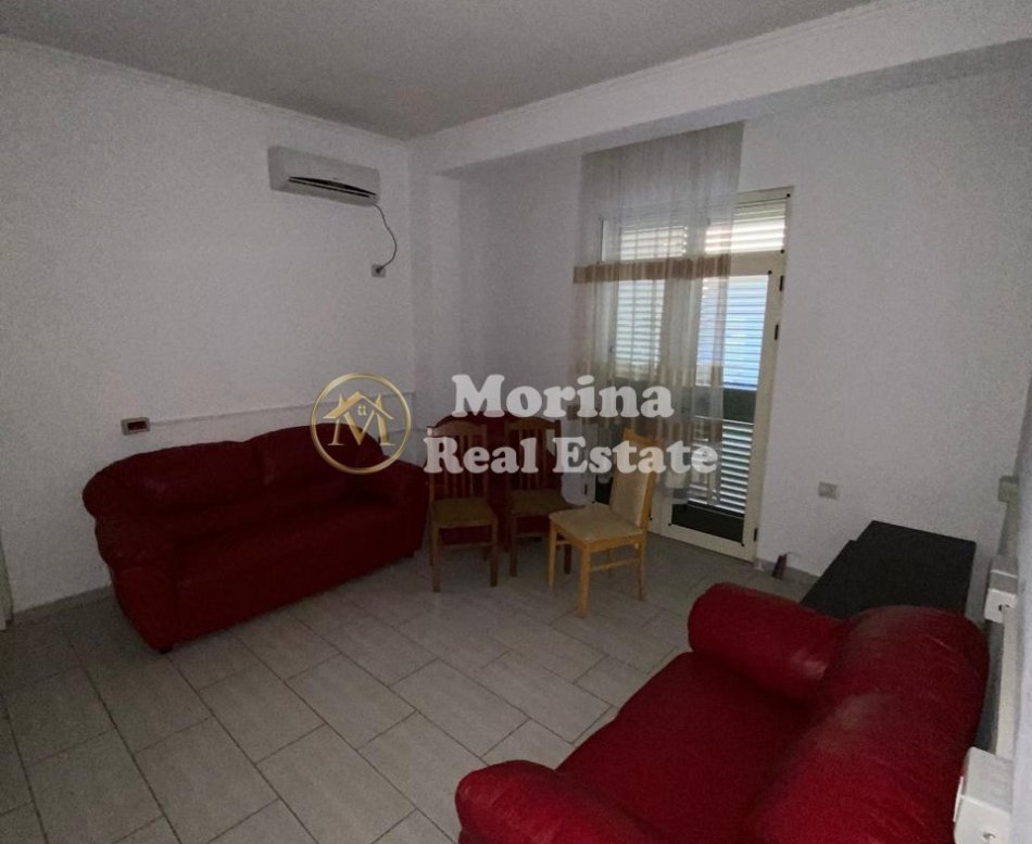 Tirane, jepet me qera shtepi 2+1 Kati 2, 90 m² 500 € (Vilat Amerikane)