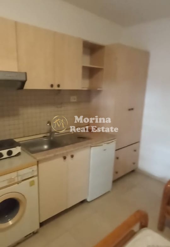 Tirane, jepet me qera garsonier Kati 1, 35 m² 350 € (21 Dhjetori)