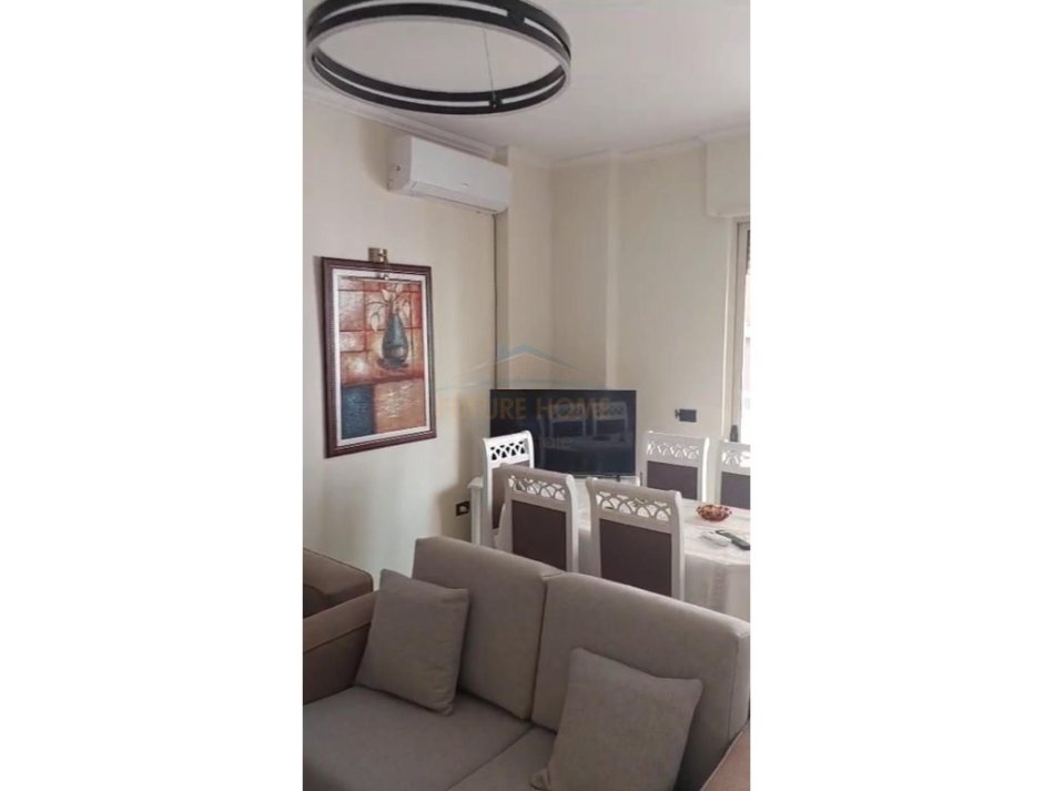 0683487469 Tirane, jepet me qera apartament 2+1+Ballkon Kati 5, 101 m² 750 € (Rruga Hoxha Tahsim)
