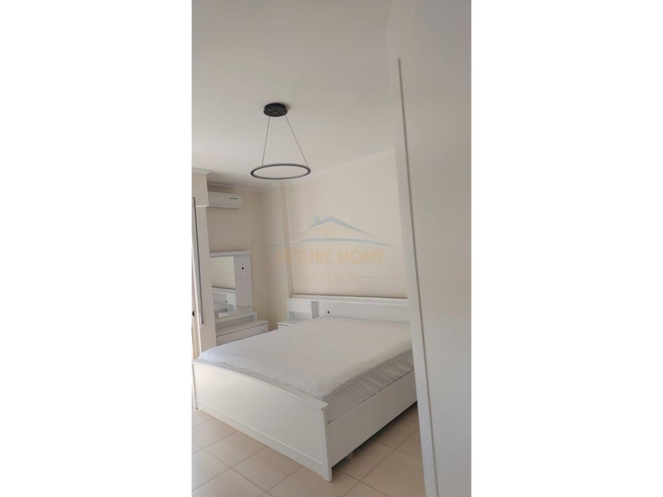 0683487469 Tirane, jepet me qera apartament 2+1+Ballkon Kati 5, 101 m² 750 € (Rruga Hoxha Tahsim)