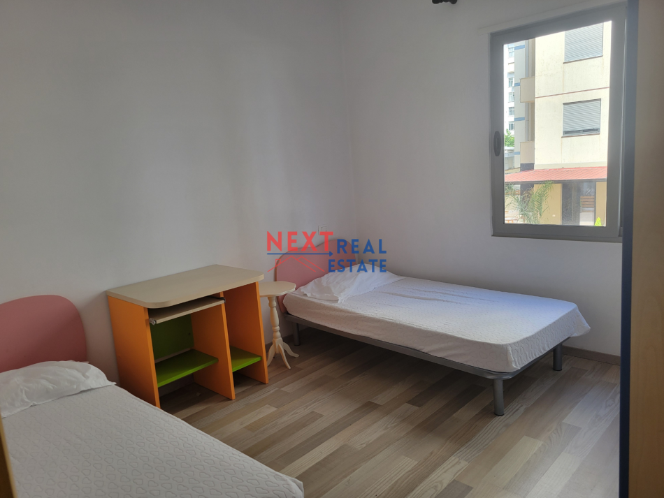 REZERVO PRONEN VETEM ME 500€! Vlore, jepet me qera apartament 2+1+Ballkon , 400 €