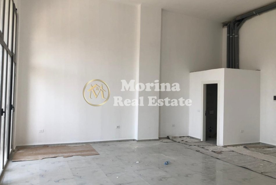 Tirane, jepet me qera ambjent biznesi Kati 2, 88 m² 600 € (Xhamllik/Conadit Pallati i ri)