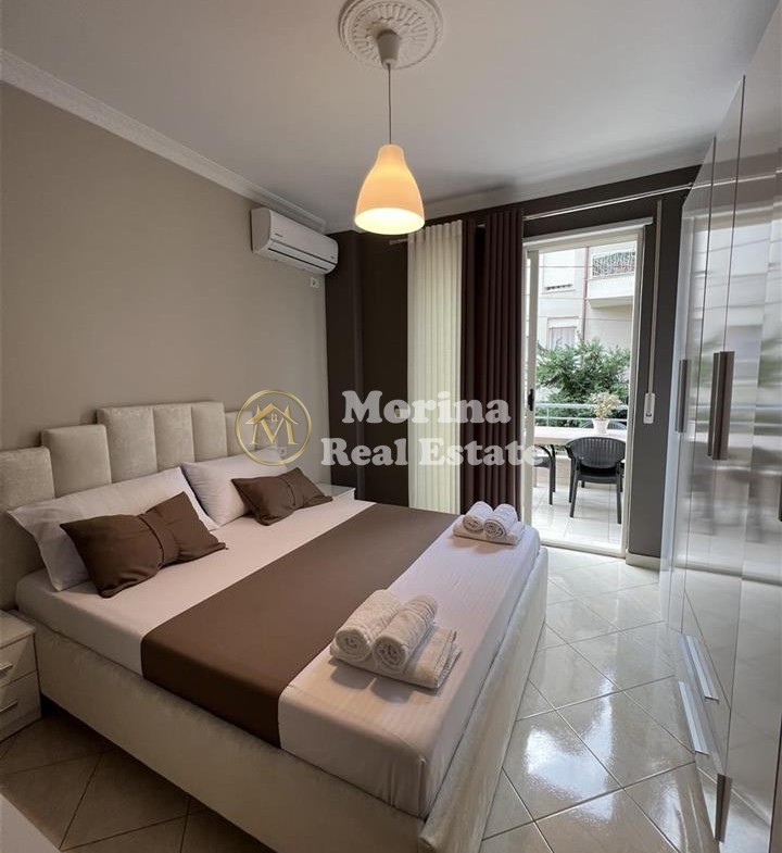 Tirane, jepet me qera apartament 1+1 Kati 2, 85 m² 600 € (Liqeni i Thate)