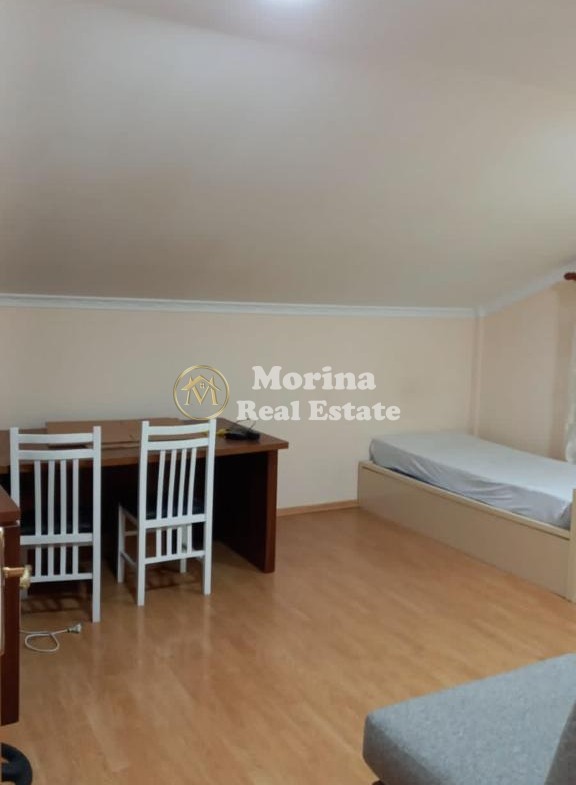 Tirane, jepet me qera shtepi 2+1 Kati 2, 120 m² 450 € (Liqeni i Thate)