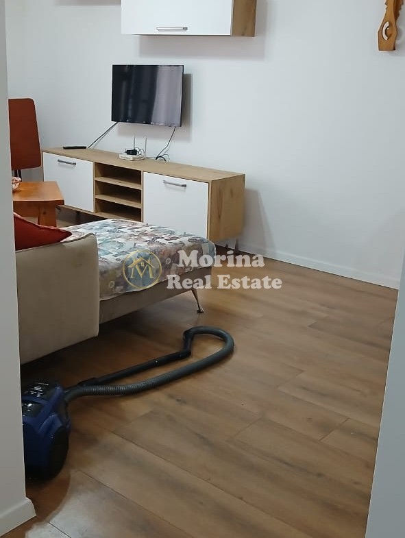 Tirane, jepet me qera apartament 1+1 Kati 5, 60 m² 550 € (Rruga Ndre Mjeda/Report TV)
