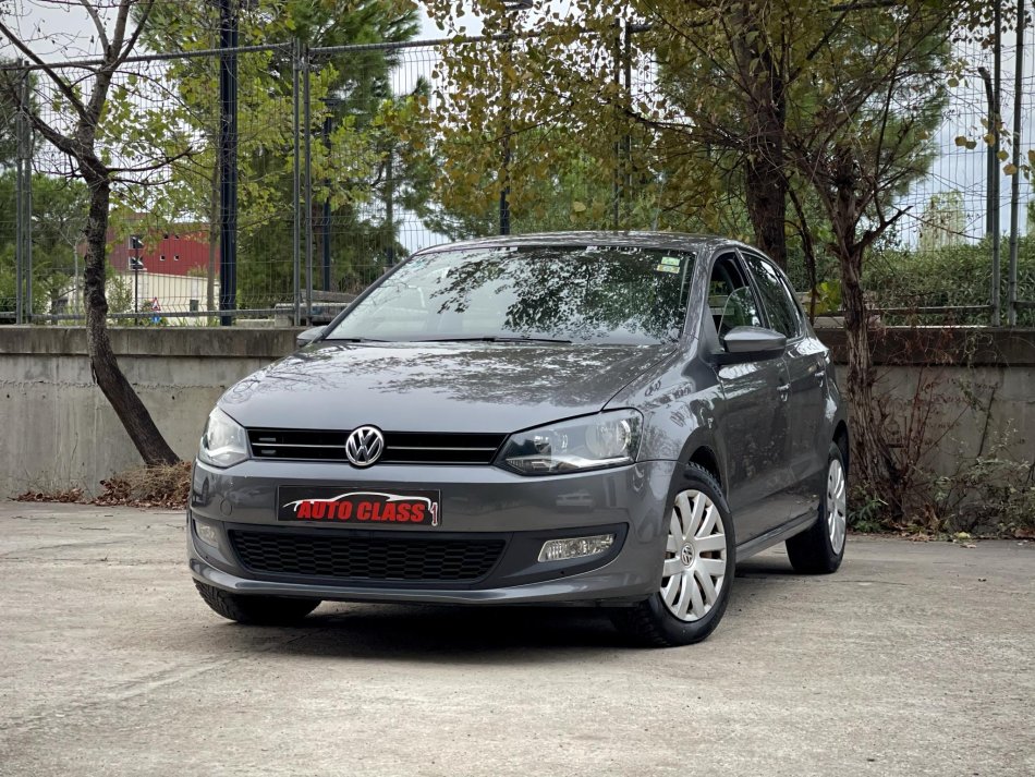 Tirane, shes makine VW POLO Nafte, gri e erret manuale Kondicioner 154.000 km 5.590 €