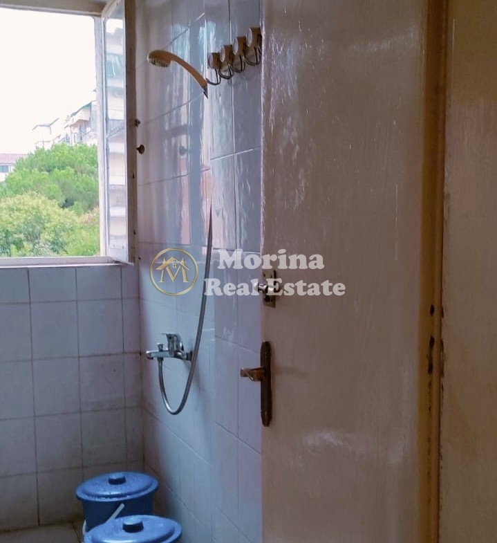 Tirane, shitet apartament 2+1 Kati 4, 70 m² 115.000 € (Perball shkolles Harry Fultz)