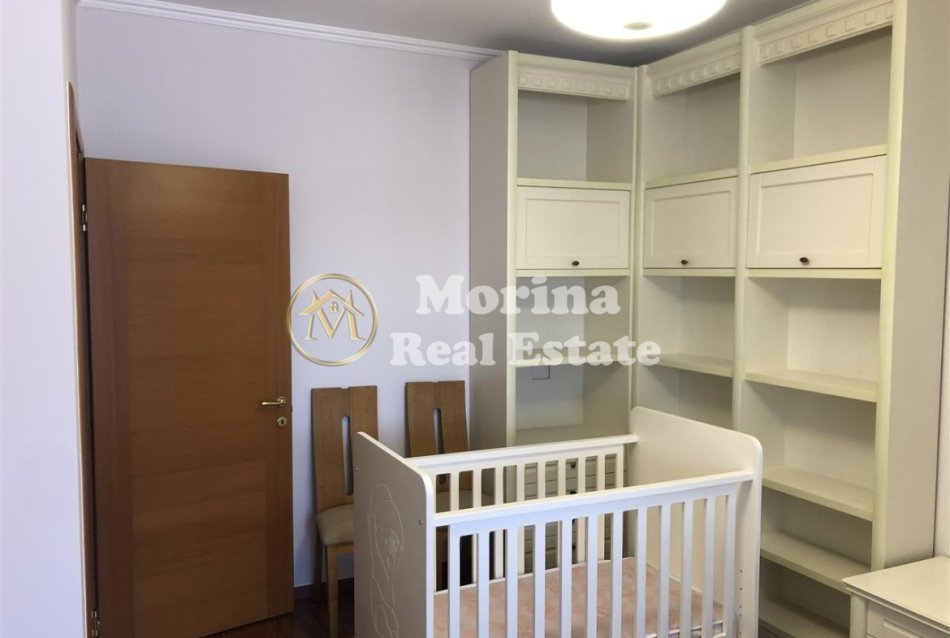 Tirane, jepet me qera apartament 3+1 Kati 6, 150 m² 1.100 € (Tawani)