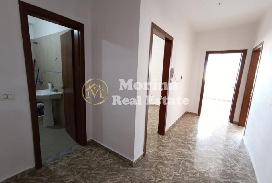Tirane, jepet me qera apartament 2+1+Ballkon Kati 6, 90 m² 400 € (TV Klan)