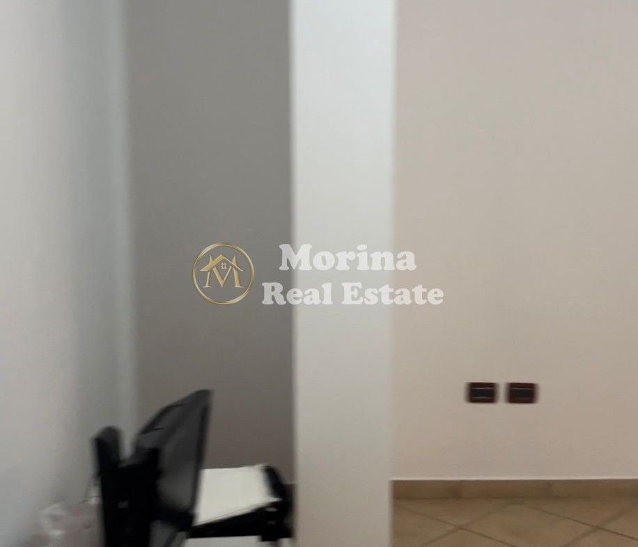 Tirane, jepet me qera apartament 2+1 Kati 3, 95 m² 500 € (21 Dhjetori)