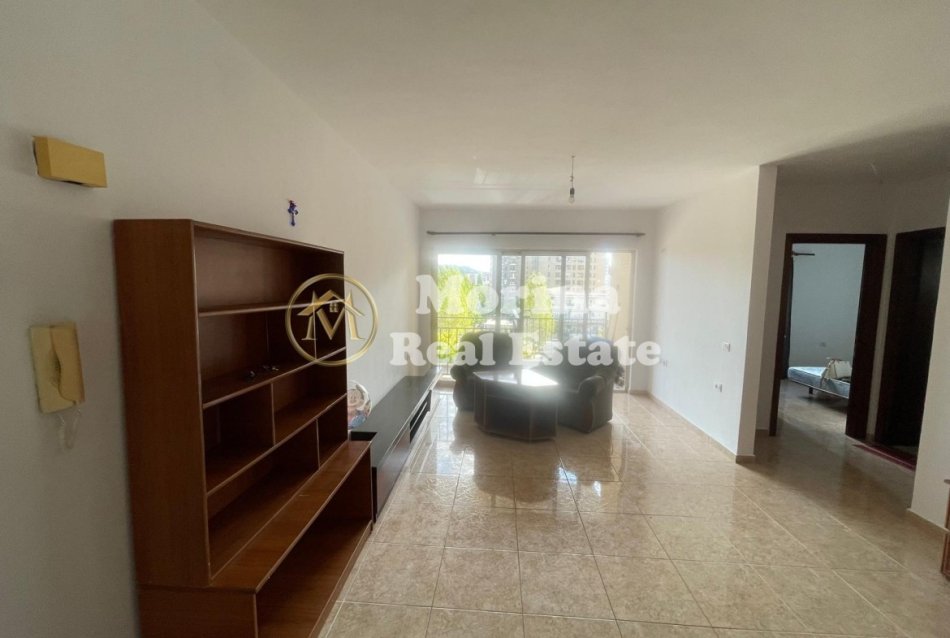 Tirane, jepet me qera apartament 2+1 Kati 3, 95 m² 450 € (Ish Fusha Aviacionit)