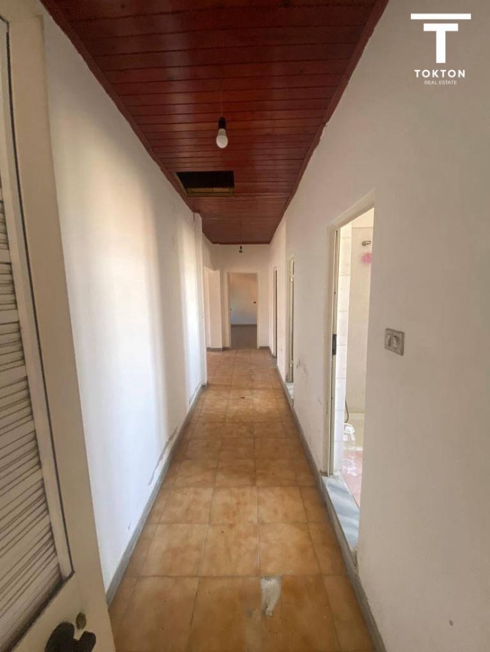 Vlore, shitet Vile , 400 m² 480.000 €  TT 384