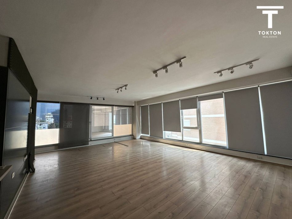 Tirane, shitet apartament 2+1 Kati 6, 137 m² 301.400 € (Jordan Misja) TT 1226