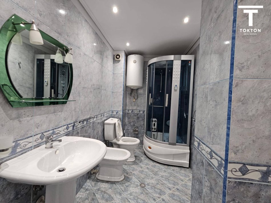 Tirane, shitet apartament 2+1 Kati 5, 122 m² 150.000 € (Oxhaku) TT 1308