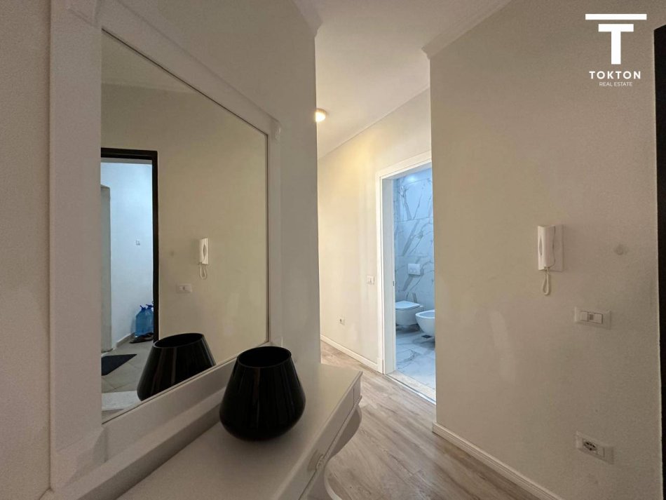 Tirane, shitet apartament 2+1 Kati 3, 100 m² 135.000 € (Rruga e Teleferikut) TT 1053