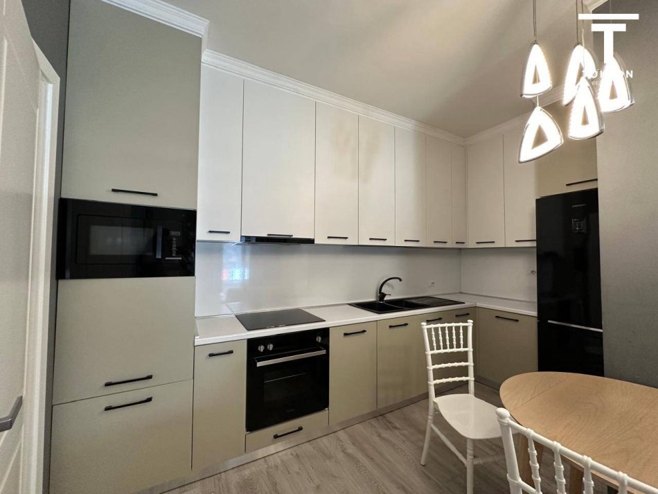 Tirane, shitet apartament 2+1 Kati 3, 100 m² 135.000 € (Rruga e Teleferikut) TT 1053