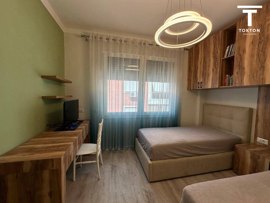 Tirane, shitet apartament 2+1 Kati 3, 100 m² 135.000 € (Rruga e Teleferikut) TT 1053