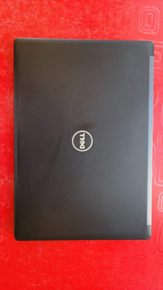 Tirane, shes Laptop Dell 5280 21.000 Leke