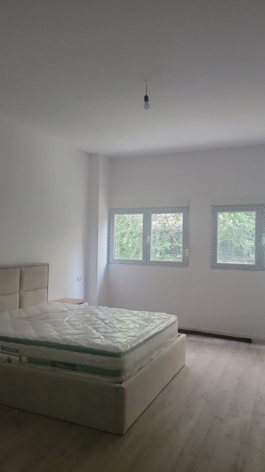 Durres, shitet apartament 1+1 Kati 0, 54 m² 95.000 € (Shkembi Kavajes)